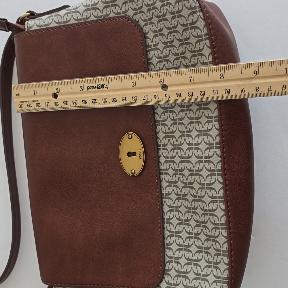 Fossil Gabriella Flap Crossbody Bag Brown Adjustable Strap - Picture 16 of 17